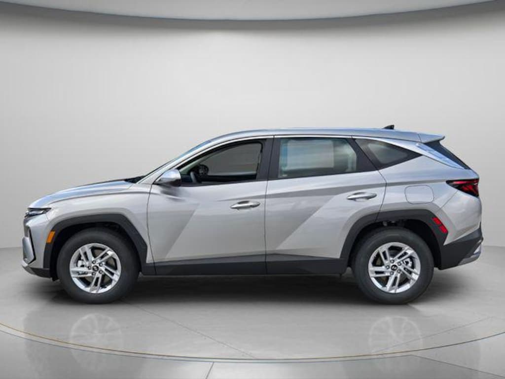 New 2026 Hyundai Tucson SE FWD SUV