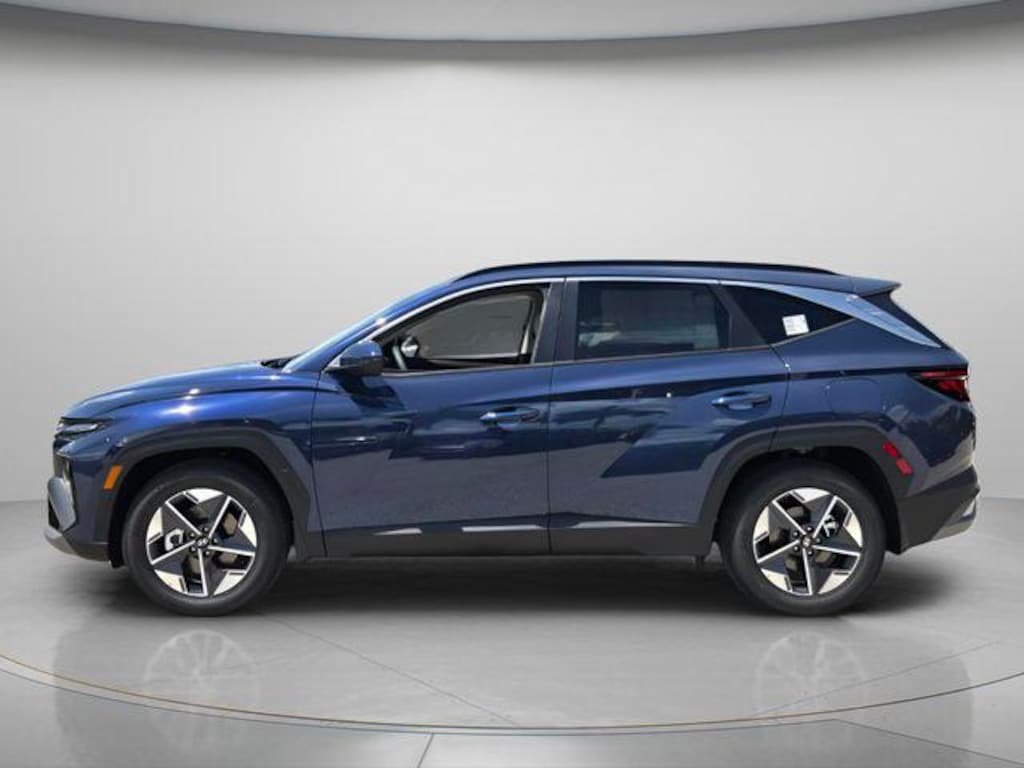 New 2026 Hyundai Tucson SEL FWD SUV