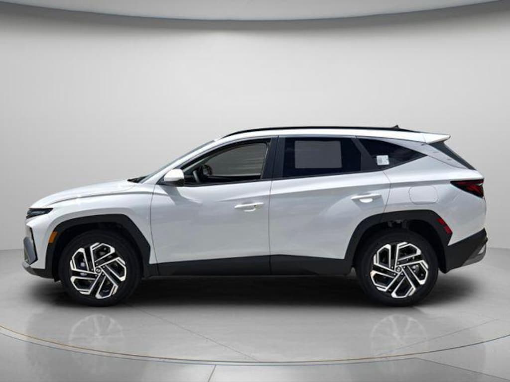 New 2026 Hyundai Tucson SEL Plus AWD SUV