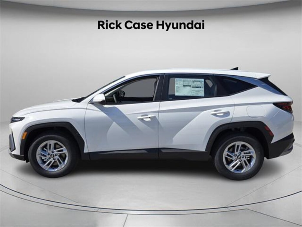New 2026 Hyundai Tucson SE FWD SUV