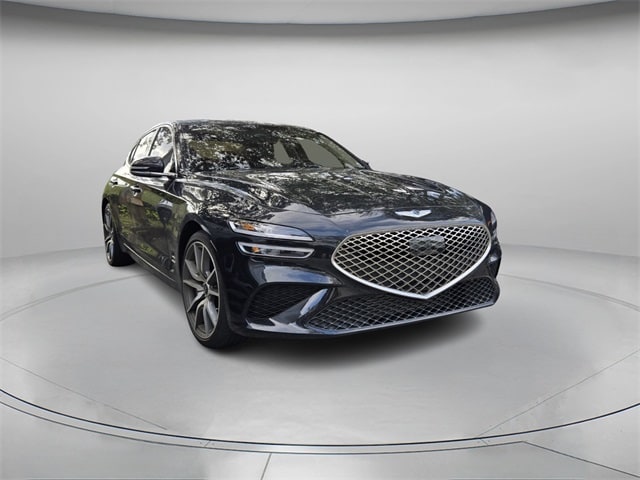 2023 GENESIS G70 Standard's photo