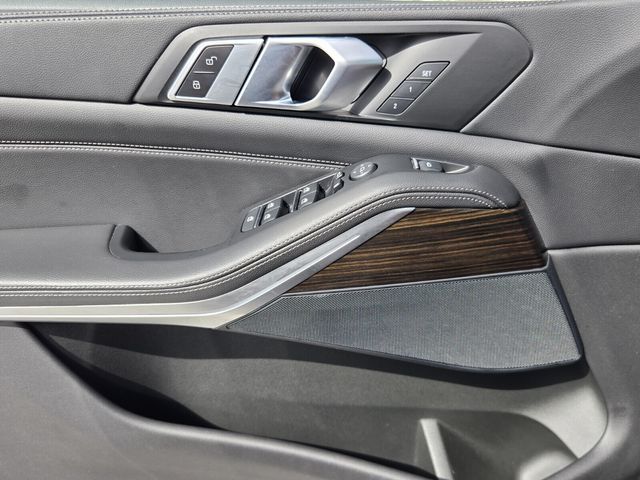 2020 BMW X5 40i - Photo 26