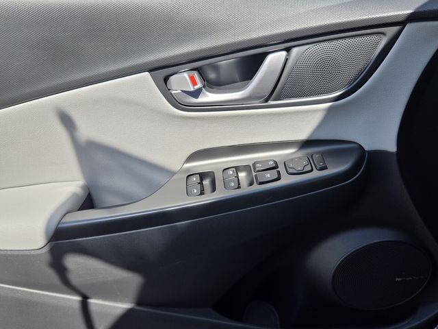 2023 Hyundai Kona Limited - Photo 27