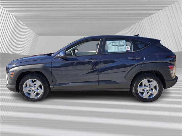 2026 Hyundai Kona SE photo 2