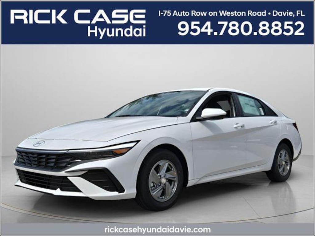 New 2026 Hyundai Elantra SE Sedan