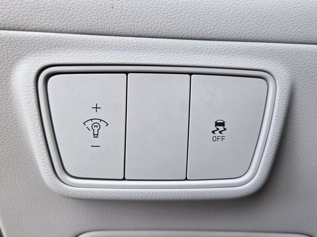 2023 Hyundai Tucson SE - Photo 22