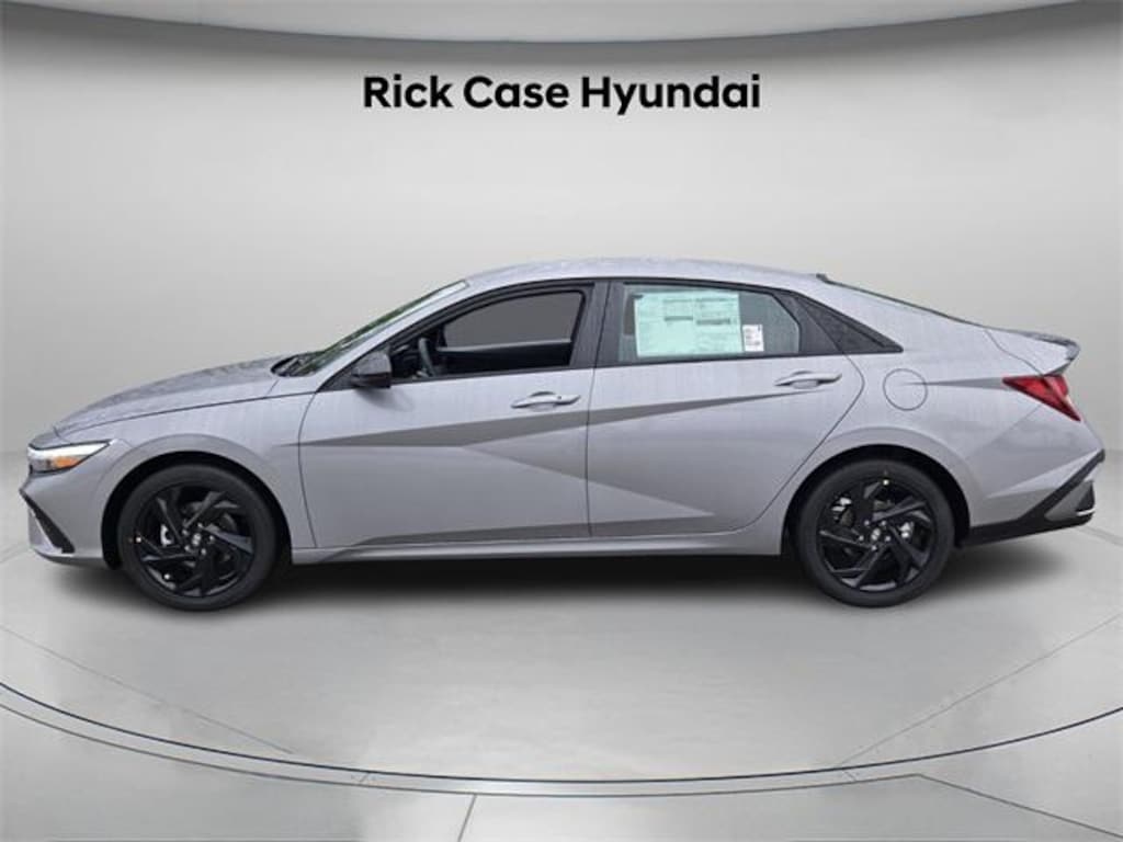 New 2026 Hyundai Elantra SEL Sport Sedan