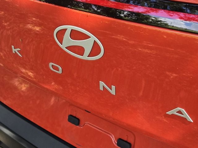 2024 Hyundai Kona SE - Photo 10