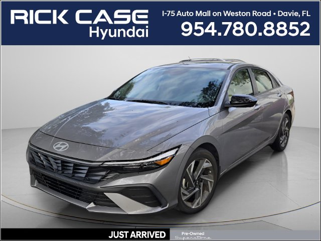  Hyundai Elantra