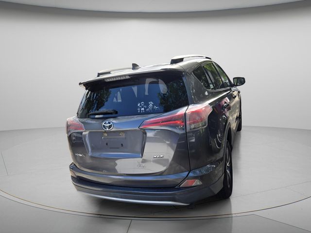 2016 Toyota RAV4 XLE - Photo 6