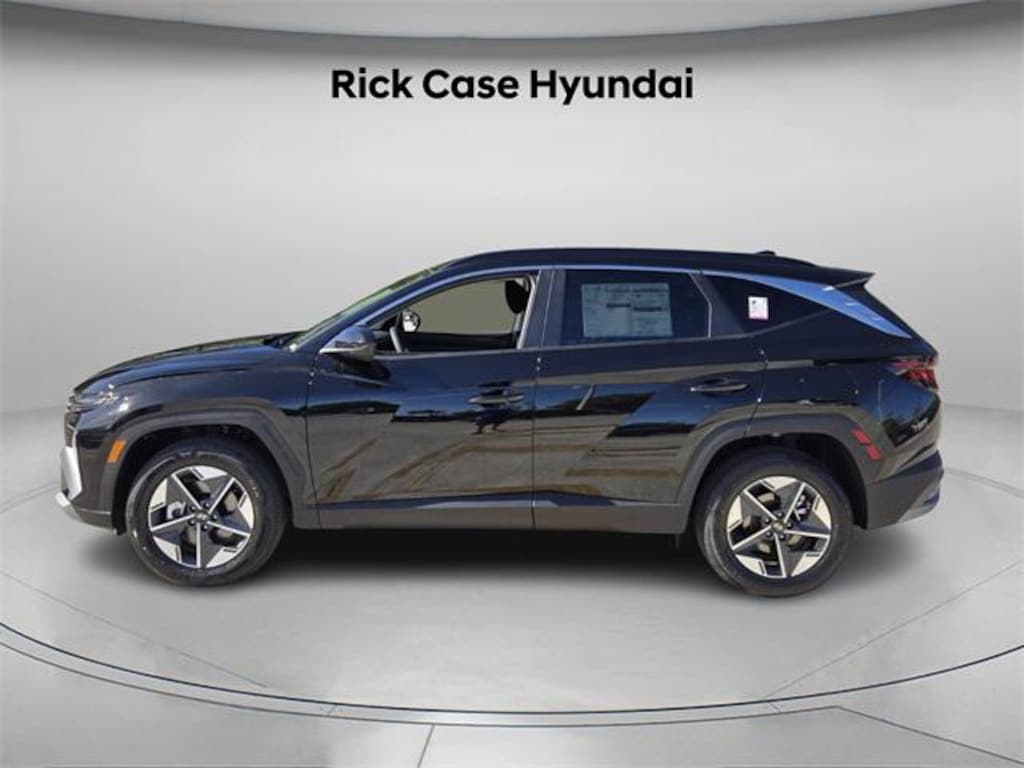 New 2026 Hyundai Tucson Hybrid SEL SUV