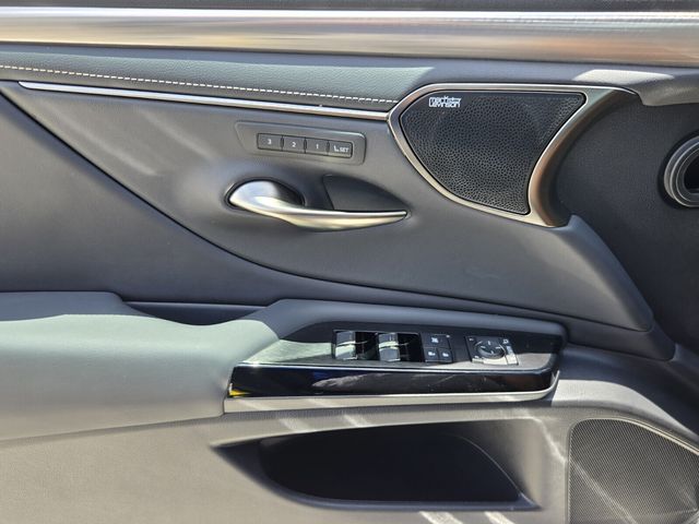 2024 Lexus ES Hybrid 300h F SPORT Handling - Photo 27