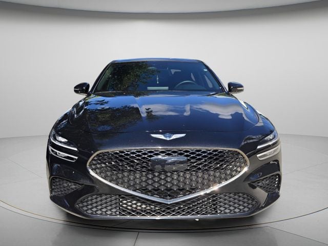 2023 GENESIS G70 Standard - Photo 3