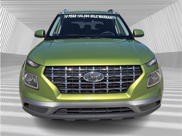2022 Hyundai Venue SEL Limited photo 3