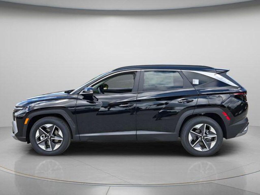 New 2026 Hyundai Tucson SEL Premium FWD SUV