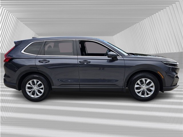 2025 Honda CR-V LX photo 2