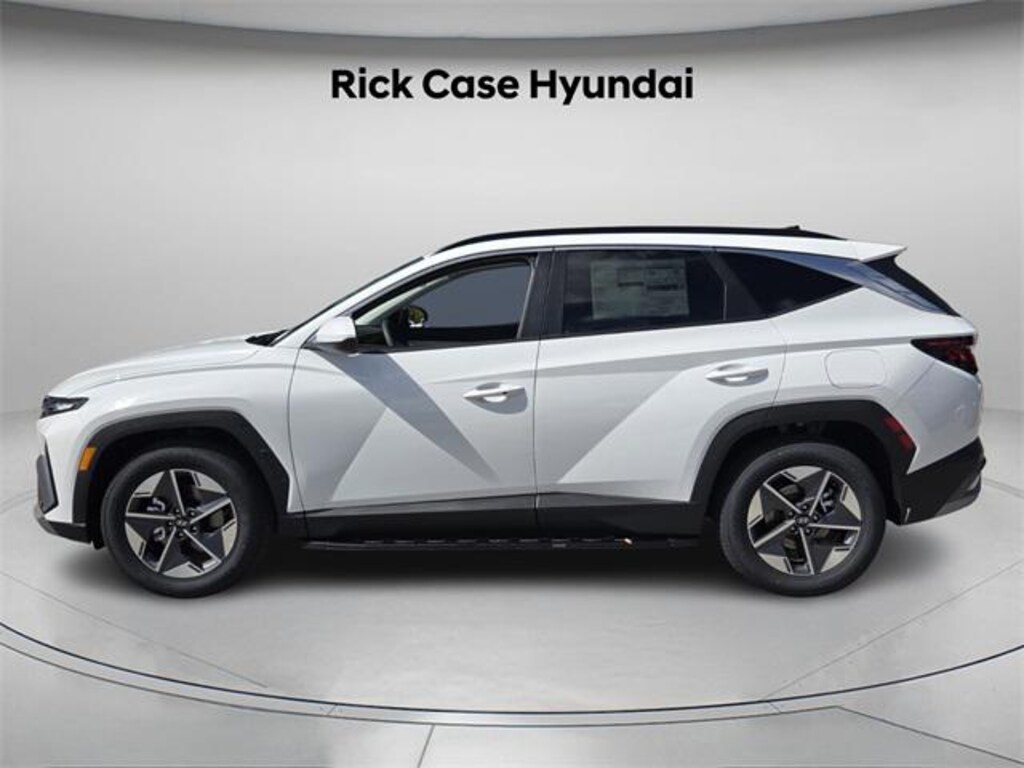 New 2026 Hyundai Tucson SEL FWD SUV