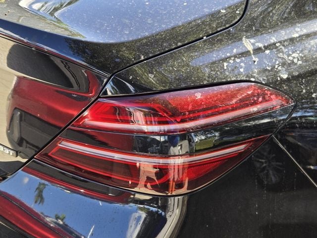 2023 GENESIS G70 Standard - Photo 9