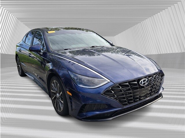2022 Hyundai Sonata Limited photo 3