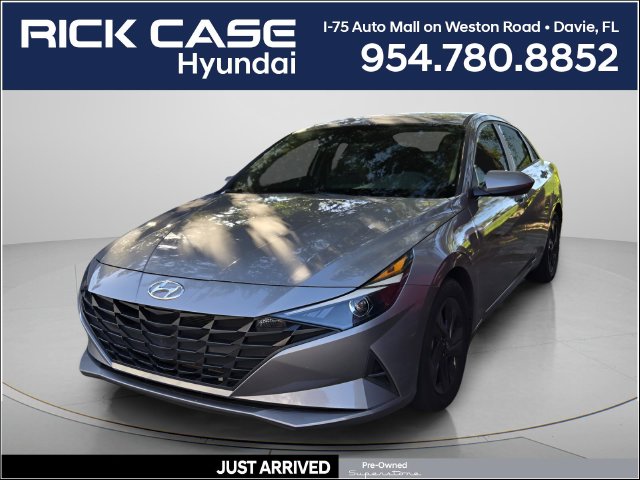  Hyundai Elantra