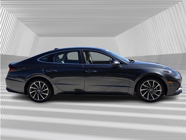 2022 Hyundai Sonata Limited photo 3