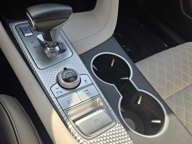 2023 GENESIS G70 Standard - Photo 21
