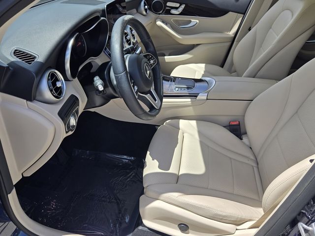 2022 Mercedes-Benz GLC GLC300 - Photo 10
