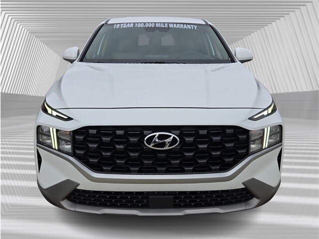2022 Hyundai Santa Fe SE photo 3