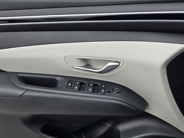 2023 Hyundai Tucson SE - Photo 24