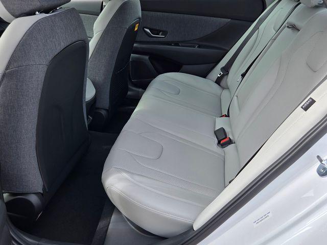 2026 Hyundai Elantra Limited - Photo 7