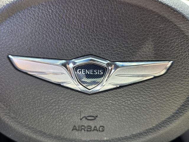 2023 GENESIS G70 Standard - Photo 30
