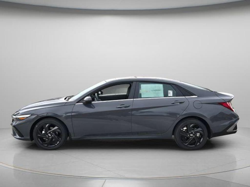 New 2026 Hyundai Elantra SEL Sport Sedan