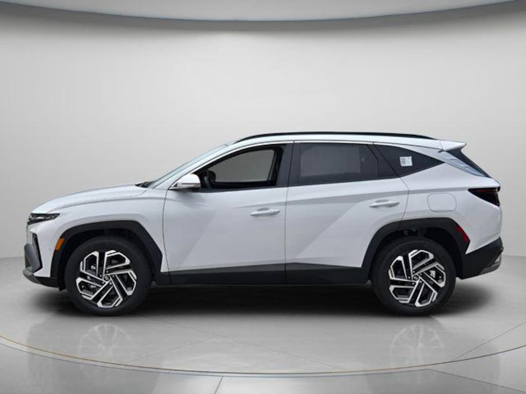 New 2026 Hyundai Tucson Limited AWD SUV