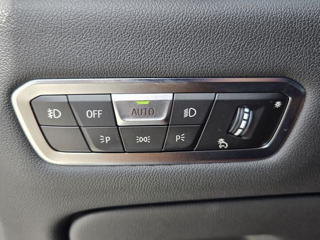 2020 BMW X5 40i - Photo 24
