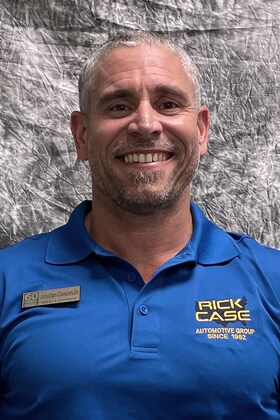 Staff member Jonathan Cianciarullo from f3ca5c5322ec