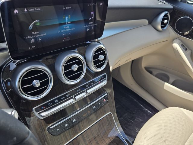2022 Mercedes-Benz GLC GLC300 - Photo 20