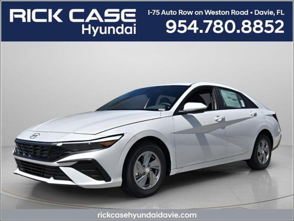 New 2026 Hyundai Elantra SE Sedan