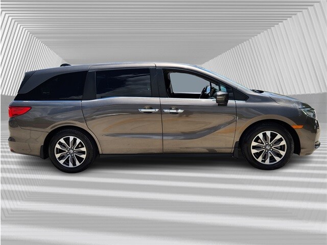 2022 Honda Odyssey EX-L photo 3