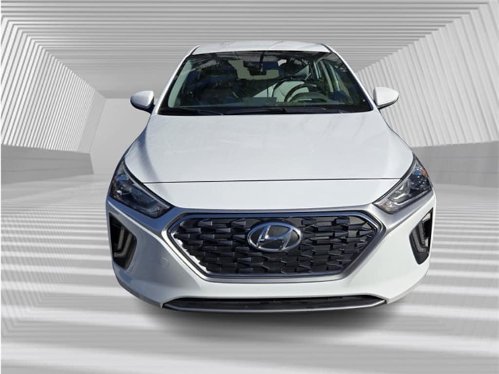 Certified 2022 Hyundai Ioniq Hybrid SE Hatchback
