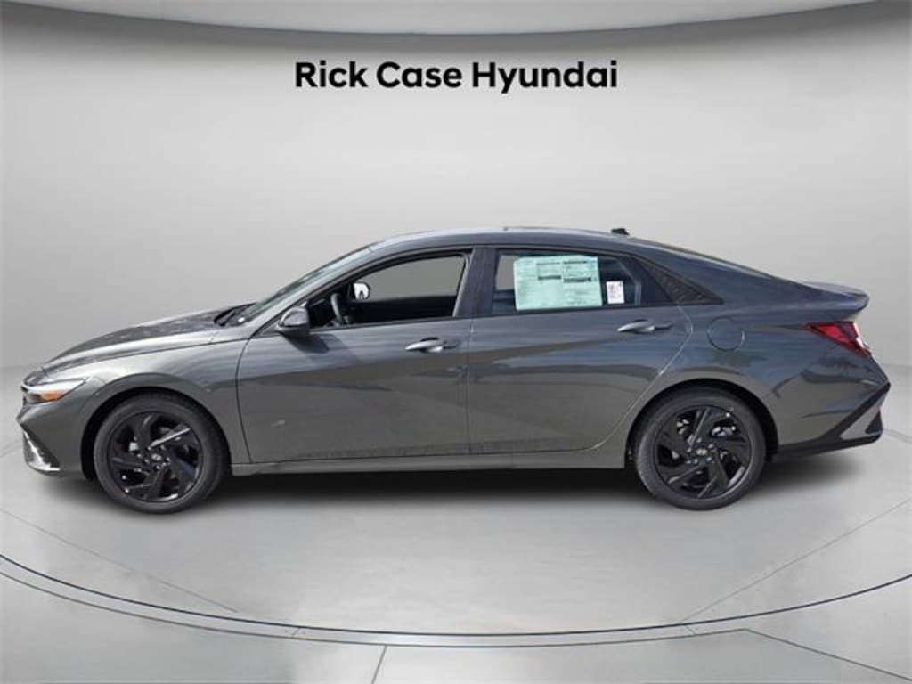 New 2026 Hyundai Elantra SEL Sport Sedan