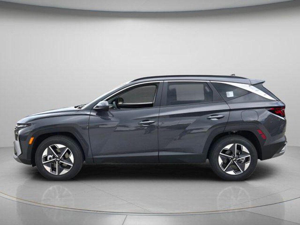New 2026 Hyundai Tucson SEL FWD SUV