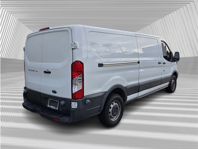 2018 Ford Transit photo 4