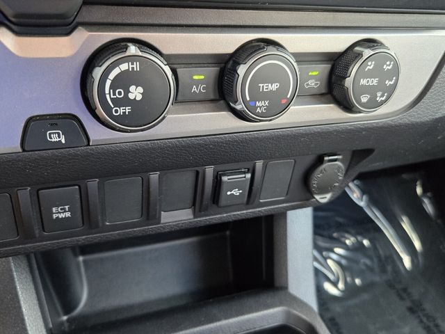 2023 Toyota Tacoma SR5 - Photo 18