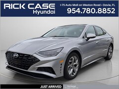 Used 2023 Hyundai Sonata SEL Sedan Davie