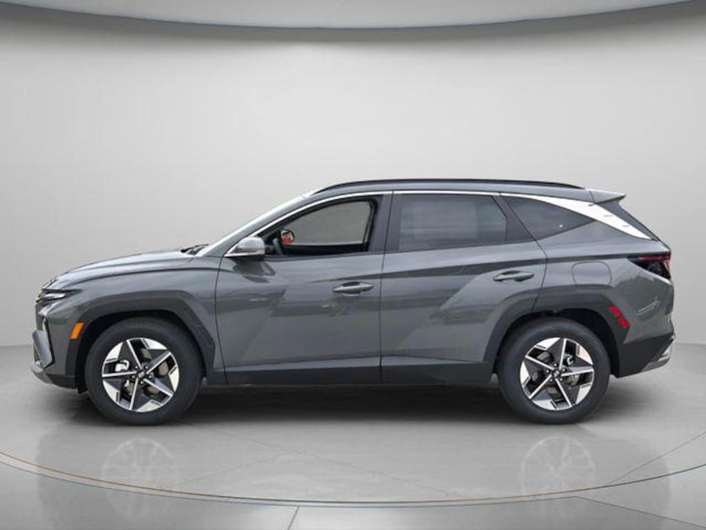 New 2026 Hyundai Tucson SEL Premium FWD SUV