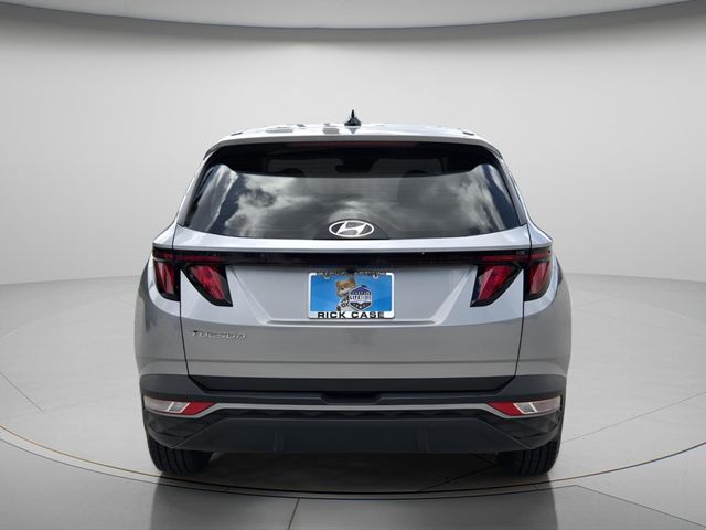 2023 Hyundai Tucson SE - Photo 6
