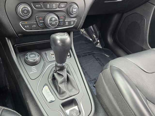 2022 Jeep Cherokee Latitude Lux - Photo 20