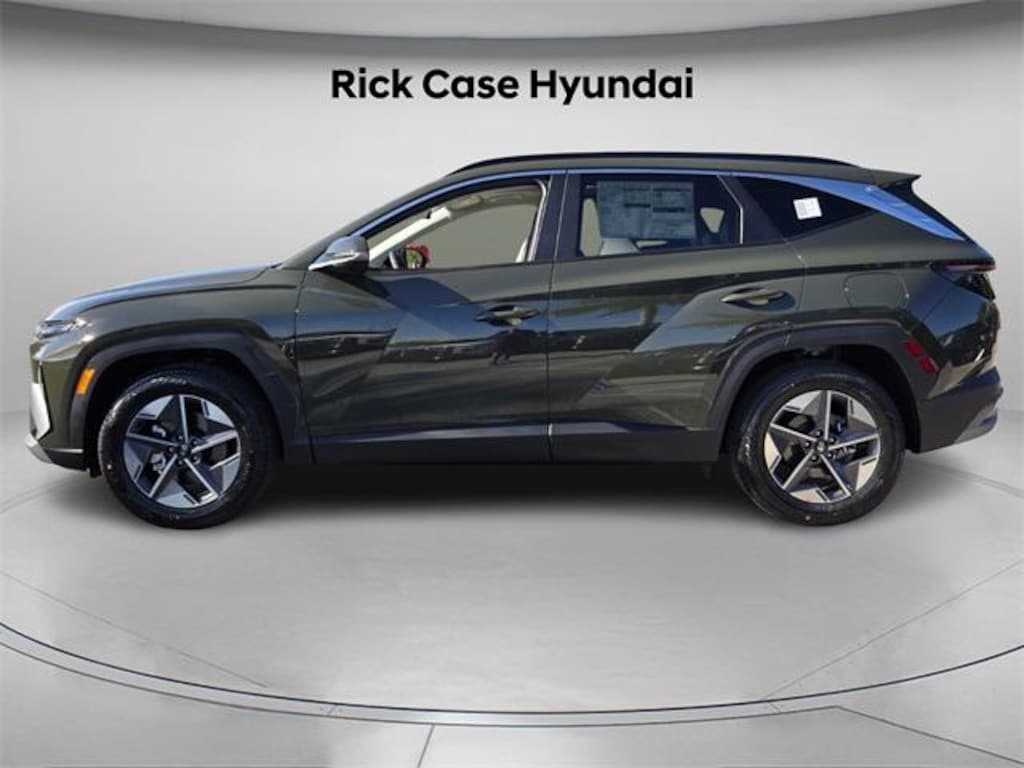 New 2026 Hyundai Tucson SEL Premium FWD SUV