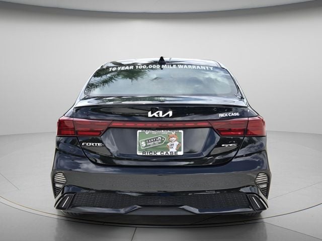 2023 Kia Forte GT-Line - Photo 6
