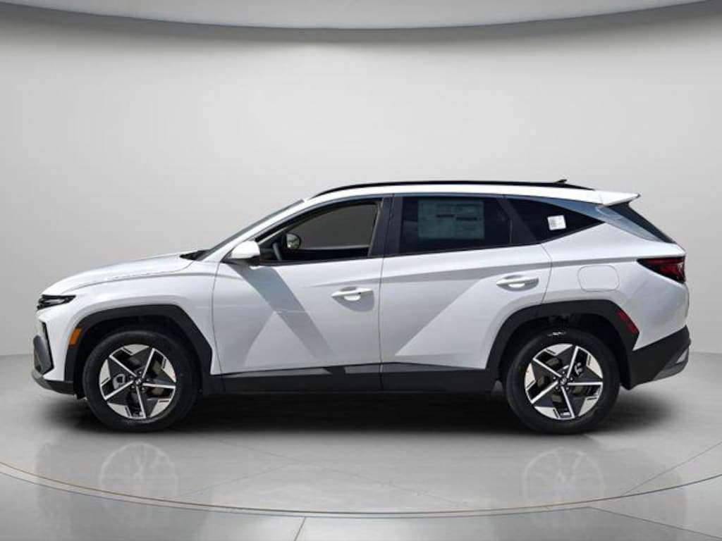 New 2026 Hyundai Tucson SEL FWD SUV